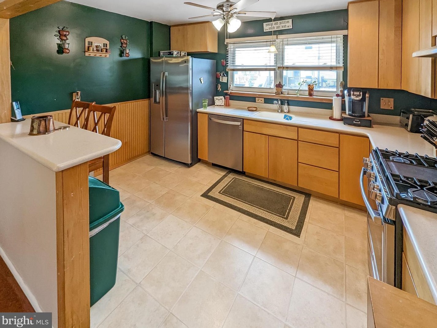 3500 Morrell Ave, Philadelphia, PA 19114-1919