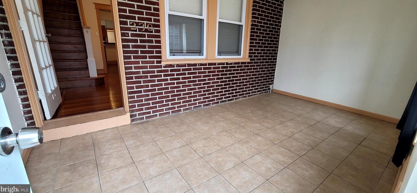 230 Eleanor St, Philadelphia PA  19120-3908 exterior