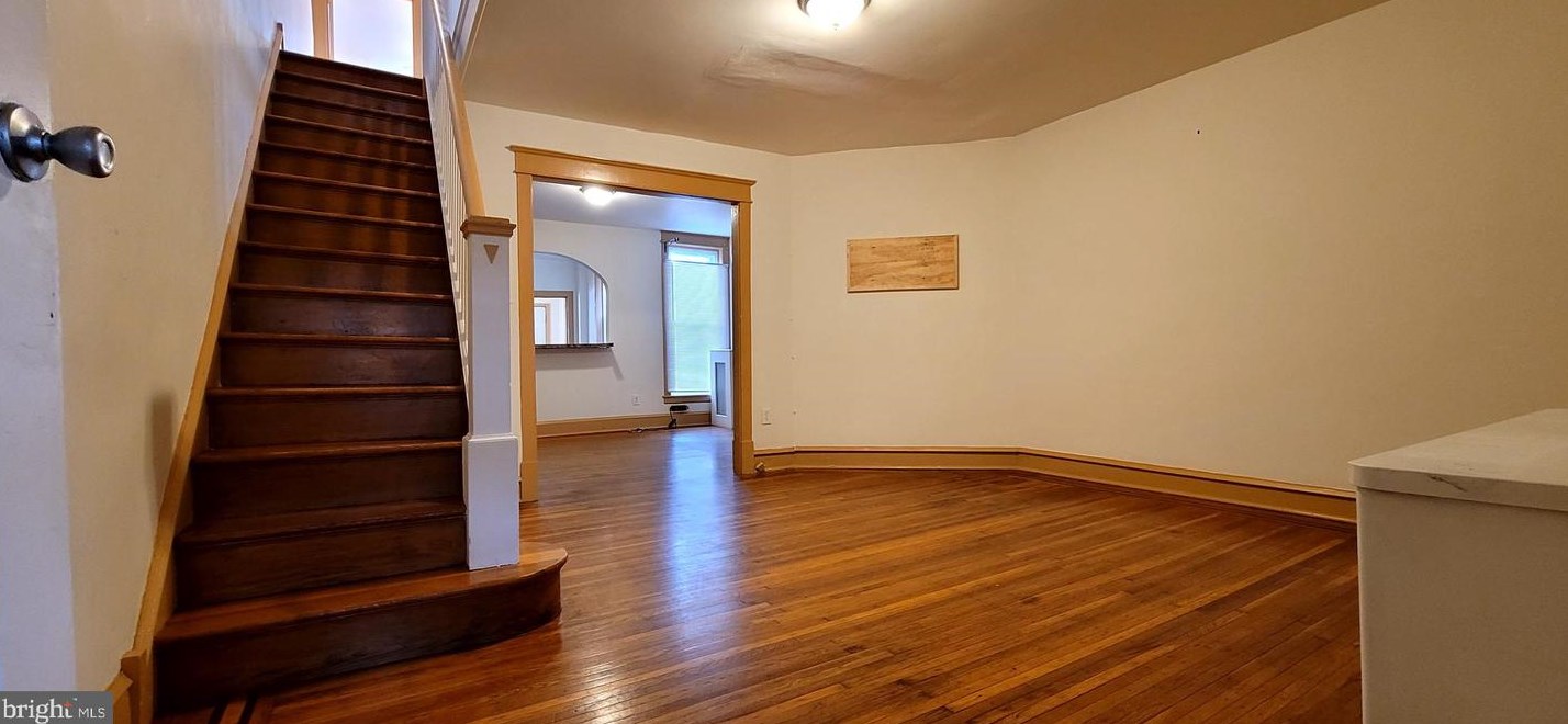 230 Eleanor St, Philadelphia PA  19120-3908 exterior