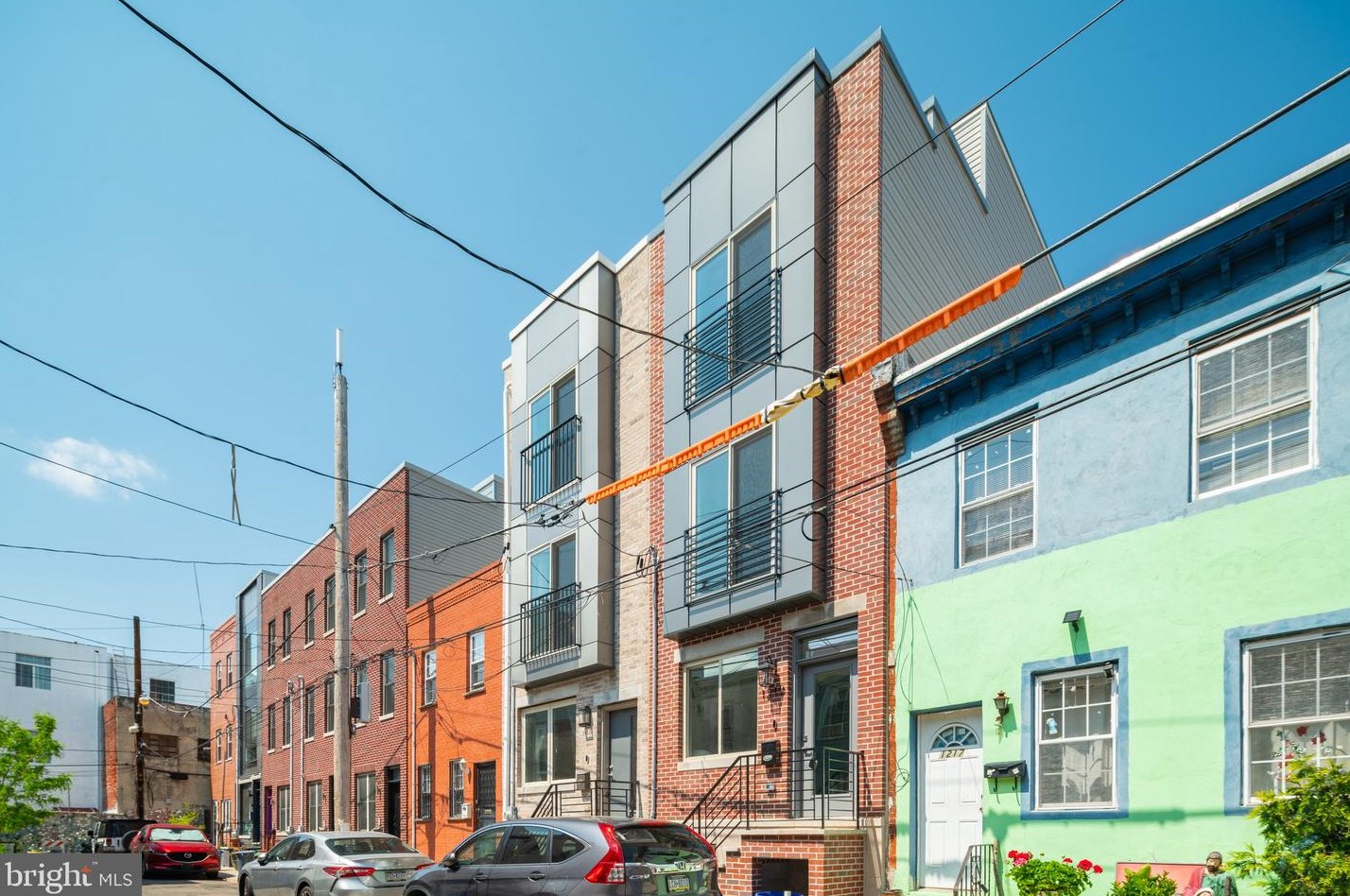 1219 Peters St, Philadelphia, PA 19147-4519