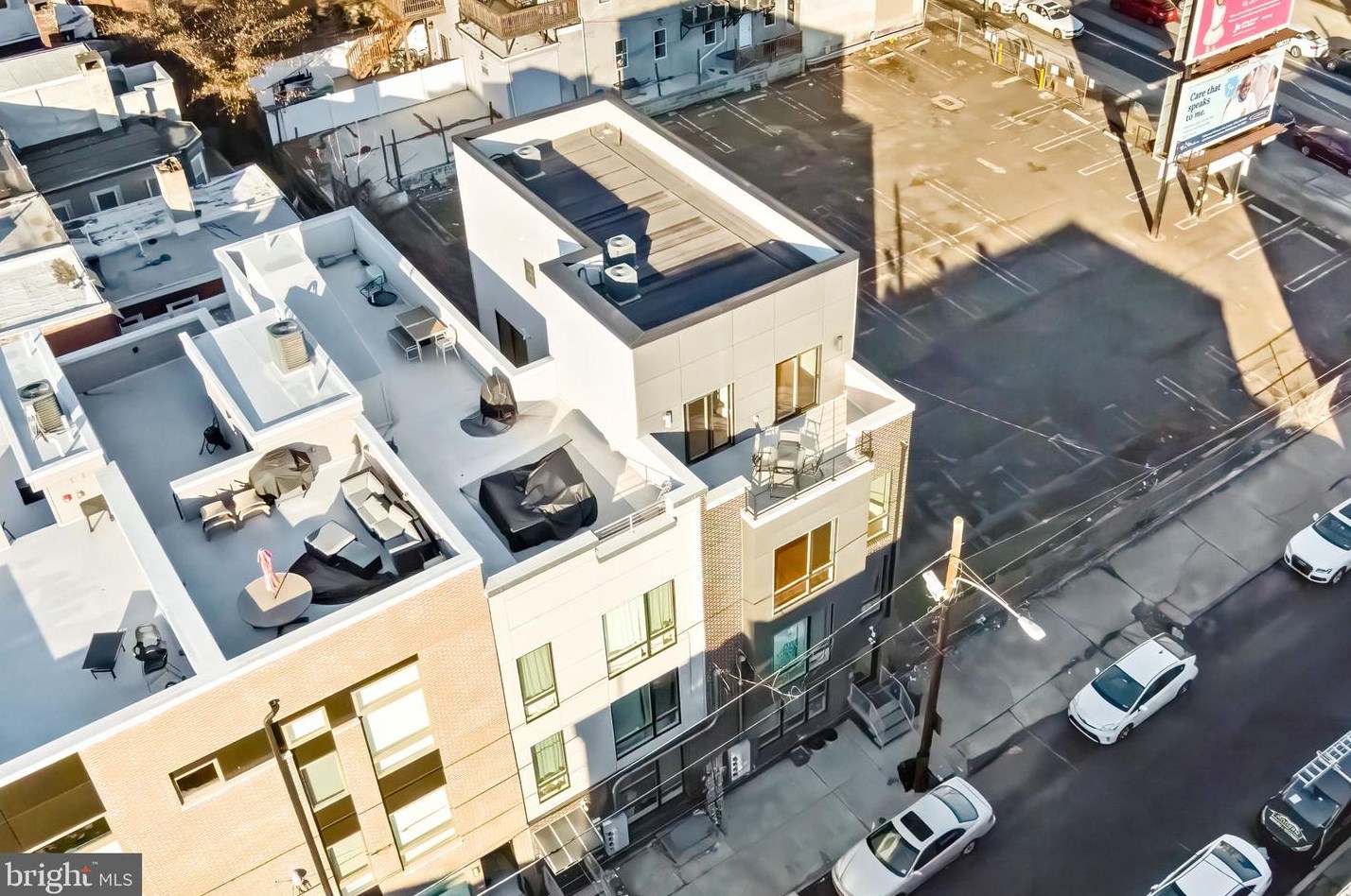 926 15th St, Philadelphia PA  19146-2141 exterior