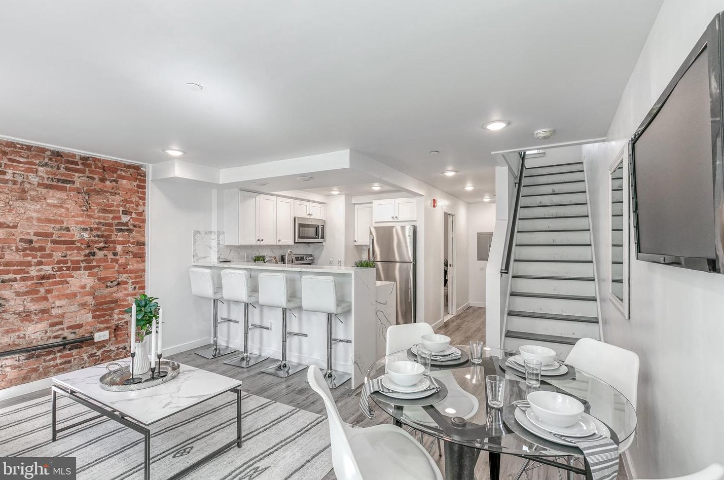 541 E Girard Ave #2a, Philadelphia, PA 19125