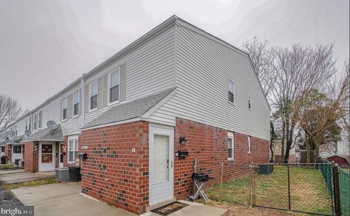 9463 Ashton Rd, Philadelphia, PA 19114