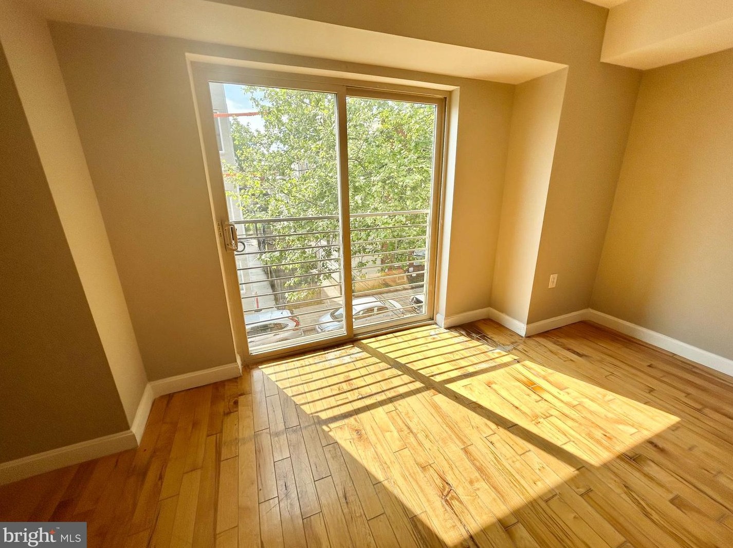 439 Wiota St #3, Philadelphia, PA 19104