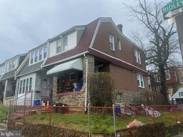 2001 Ridley St, Philadelphia, PA 19138-3104