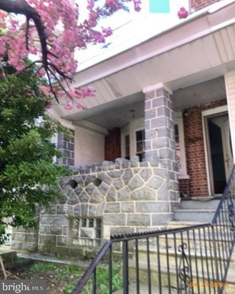 5320 Kershaw St, Philadelphia, PA 19131-4322