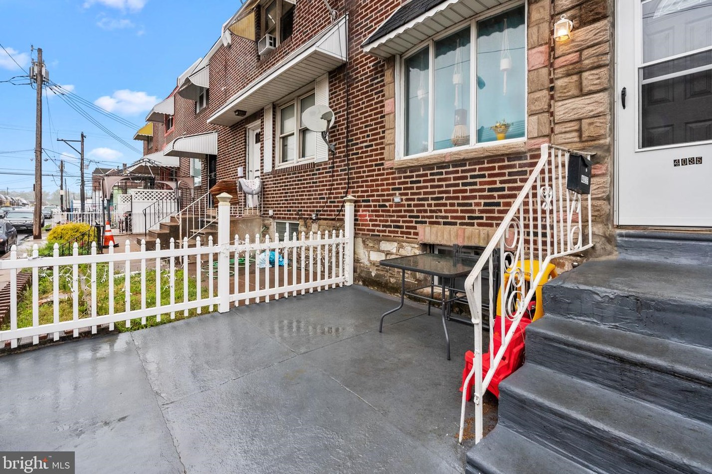 4035 Lawndale St, Philadelphia, PA 19124-5223