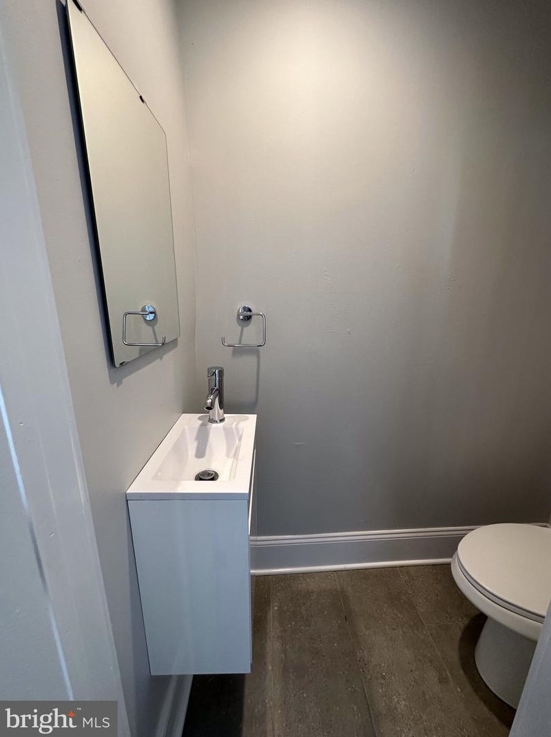 5339 Lena St, Philadelphia PA  19144-2305 exterior