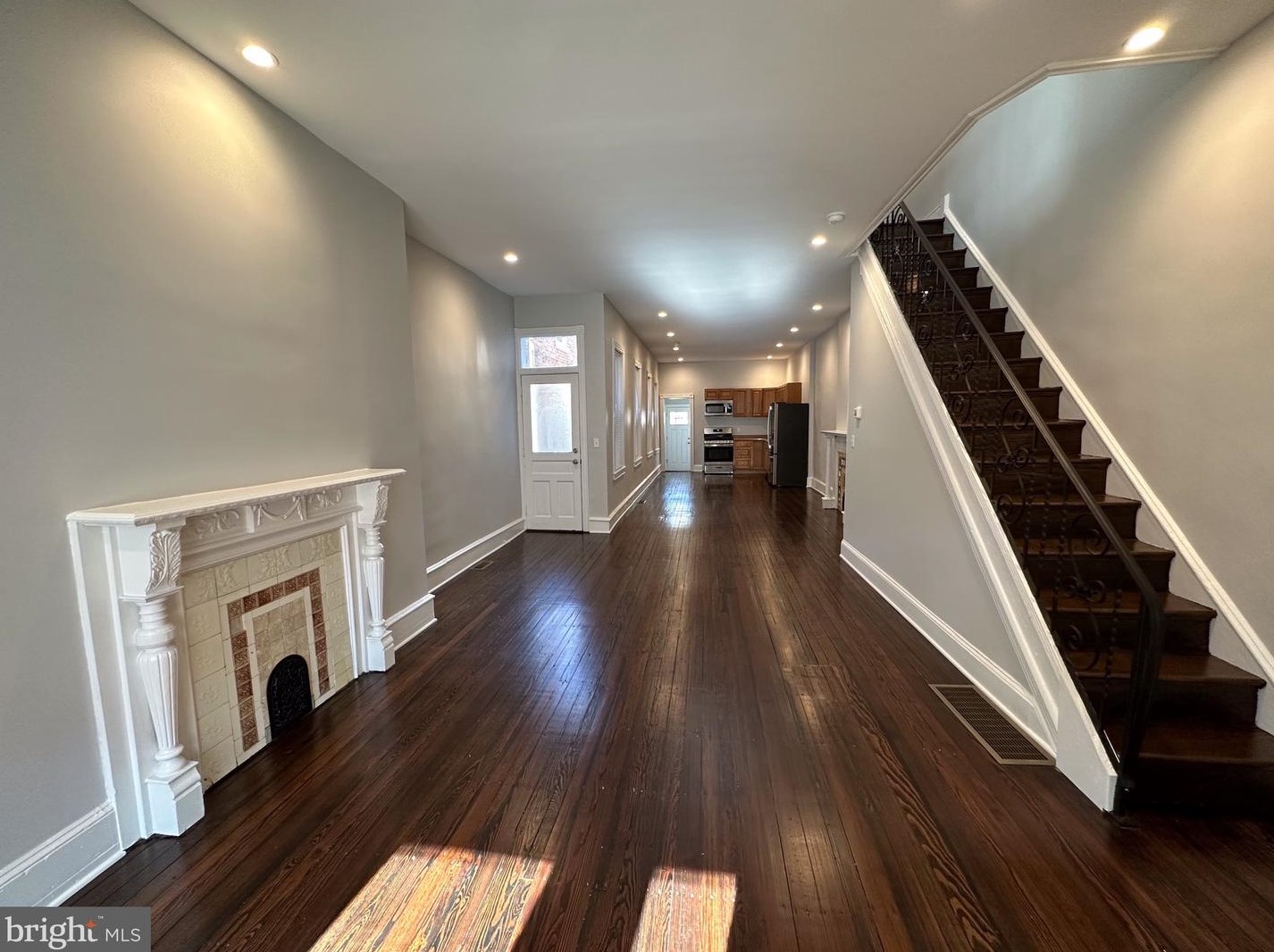 5339 Lena St, Philadelphia PA  19144-2305 exterior