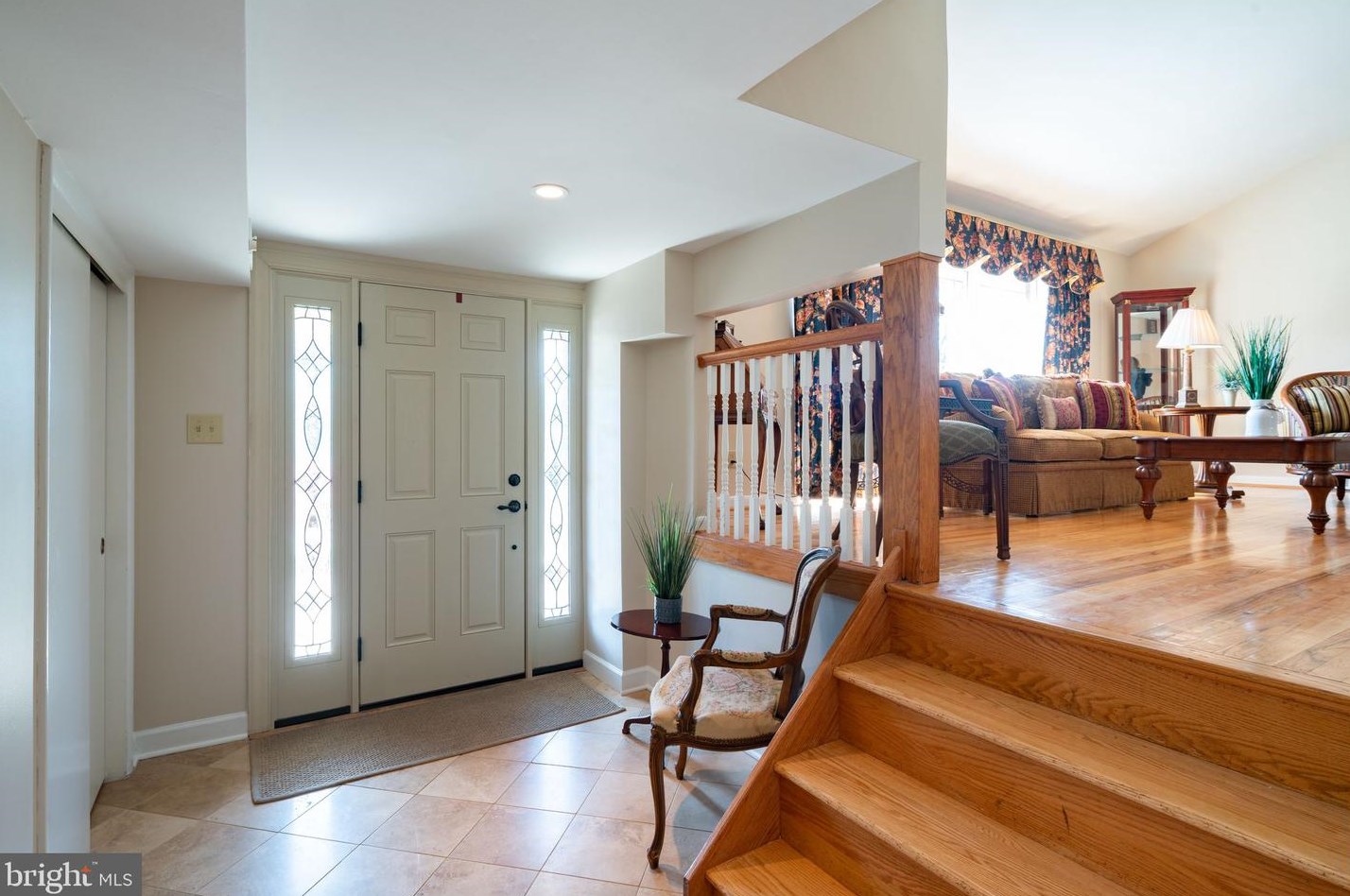 9240 Darlington Rd, Philadelphia, PA 19115-2735