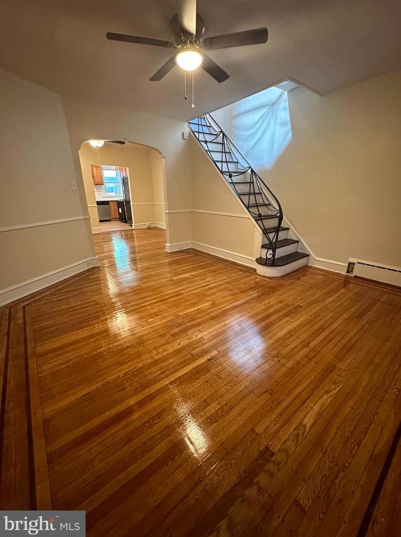 442 Eleanor St, Philadelphia, PA 19120-4315