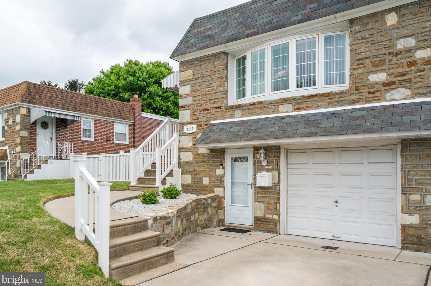 3112 Draper St, Philadelphia, PA 19136-1917
