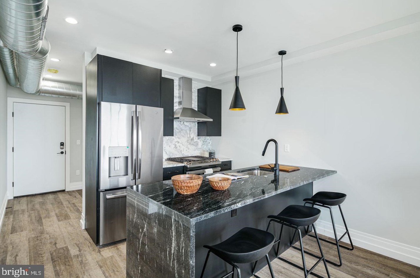 526 Brown St #unit 607, Philadelphia, PA 19123