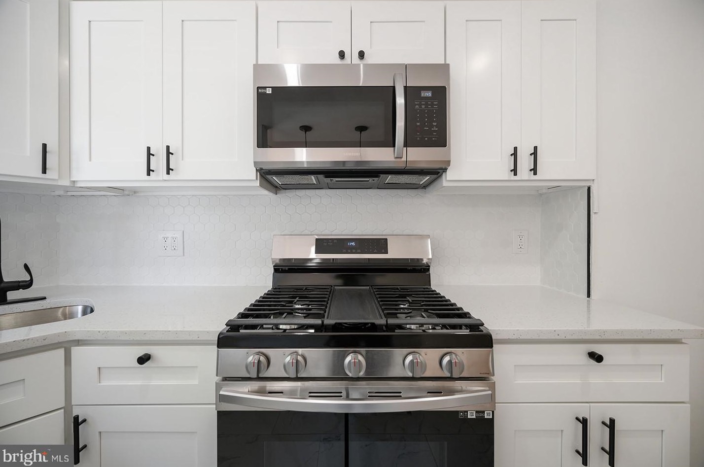 5457 Quentin St, Philadelphia, PA 19128