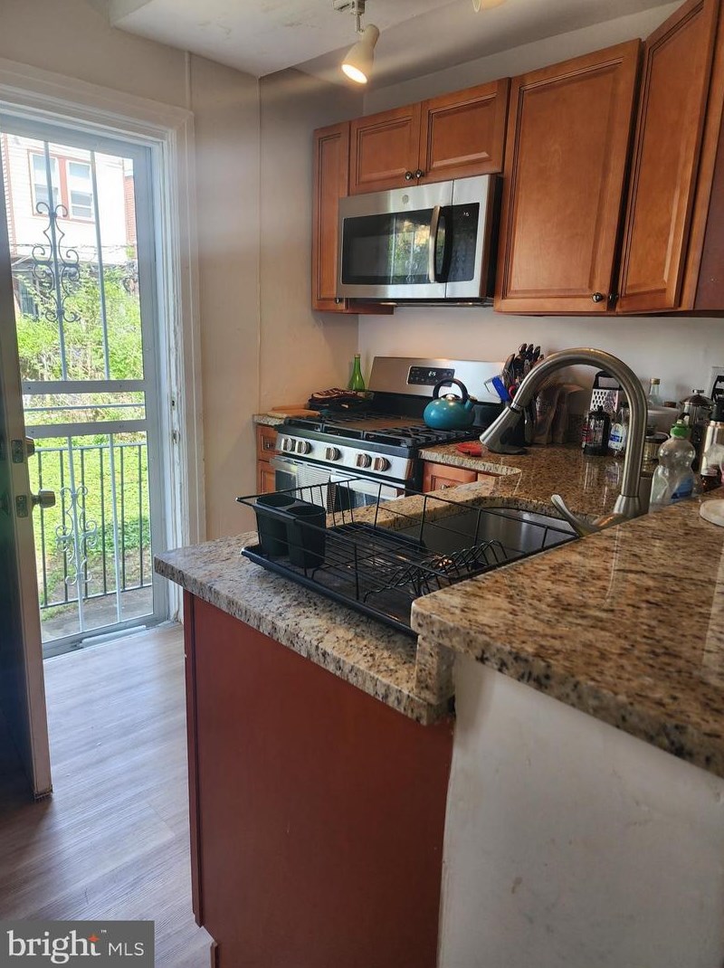 4935 Walnut St, Philadelphia, PA 19139-4228
