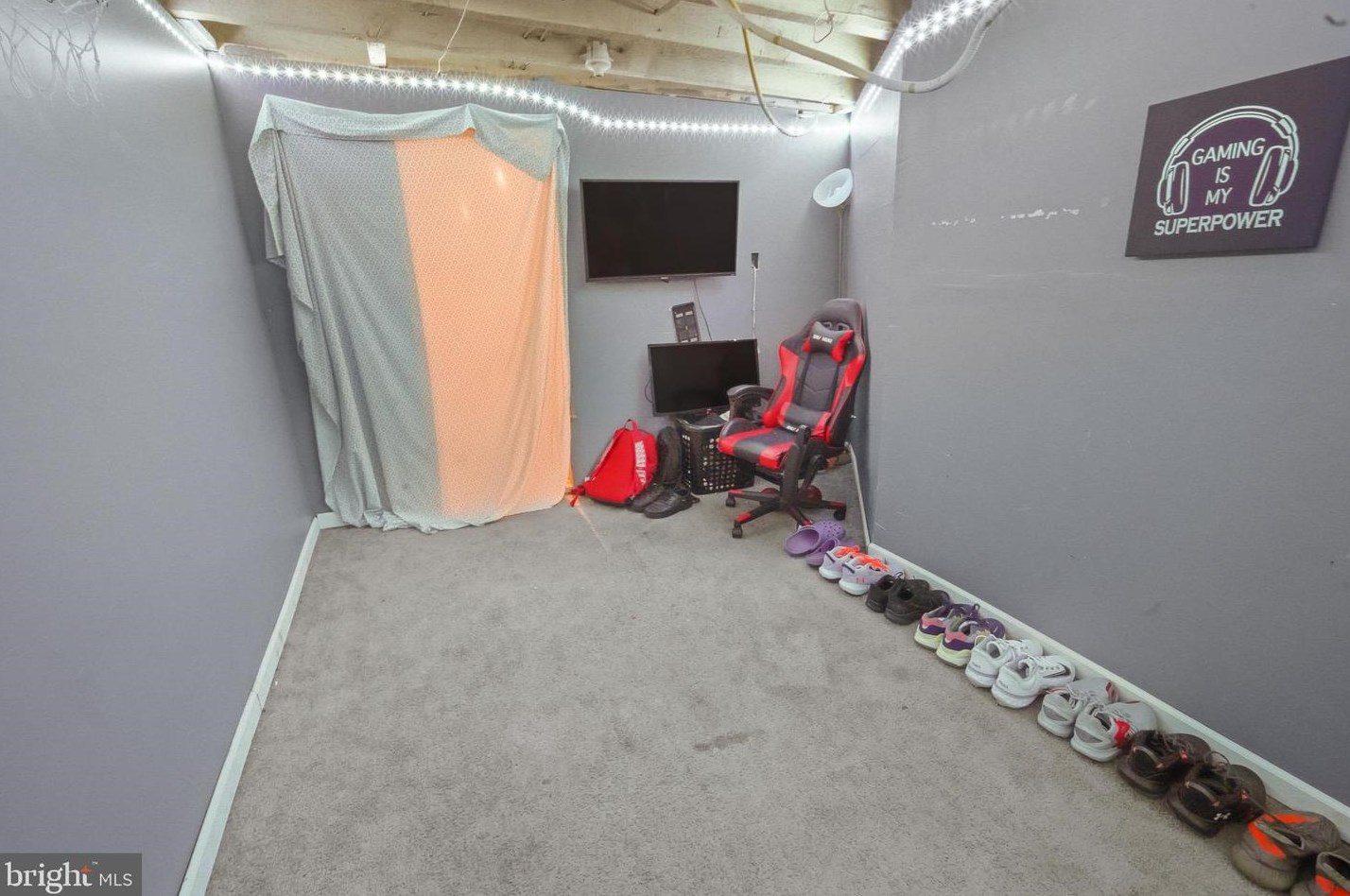 1541 Felton St, Philadelphia PA  19151-3808 exterior