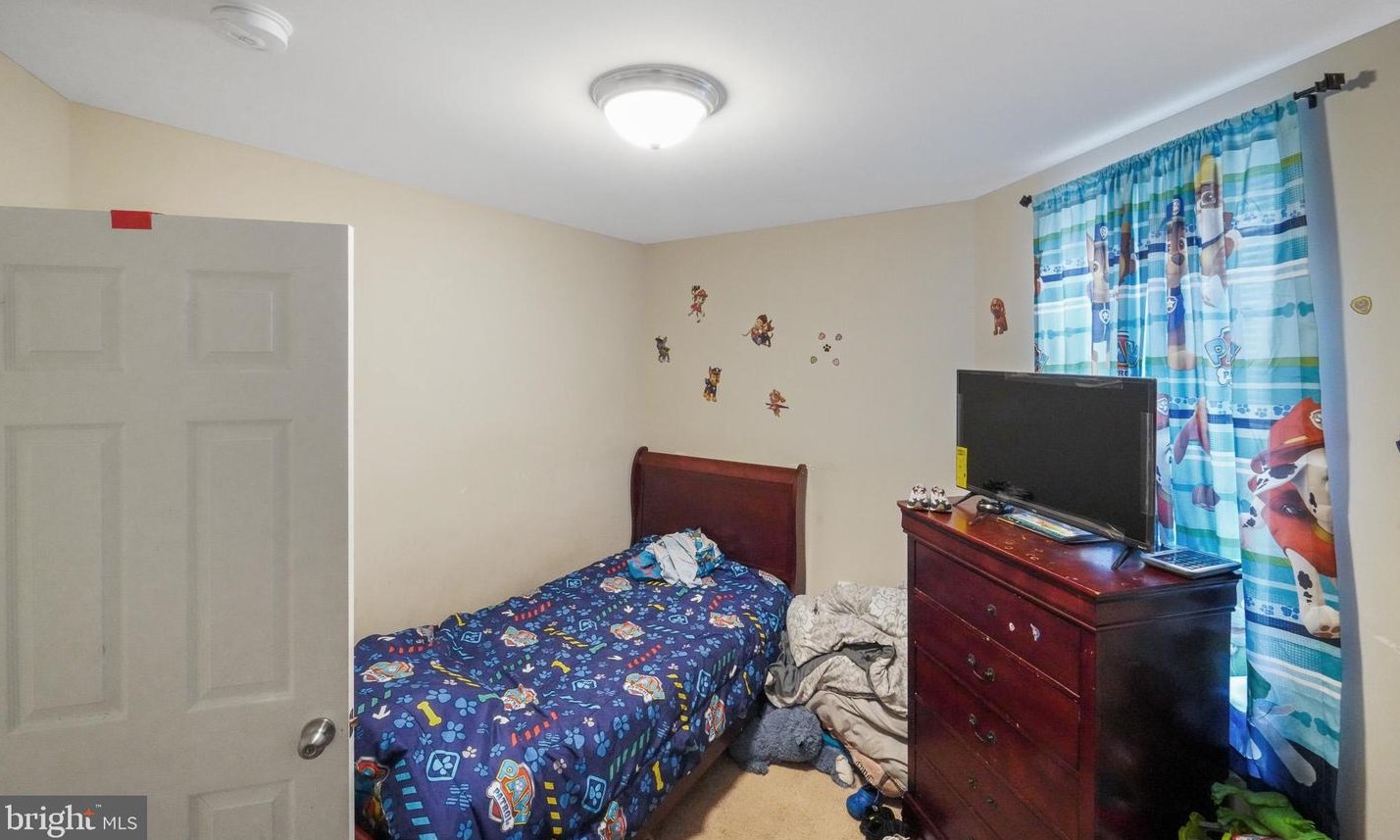 1541 Felton St, Philadelphia PA  19151-3808 exterior