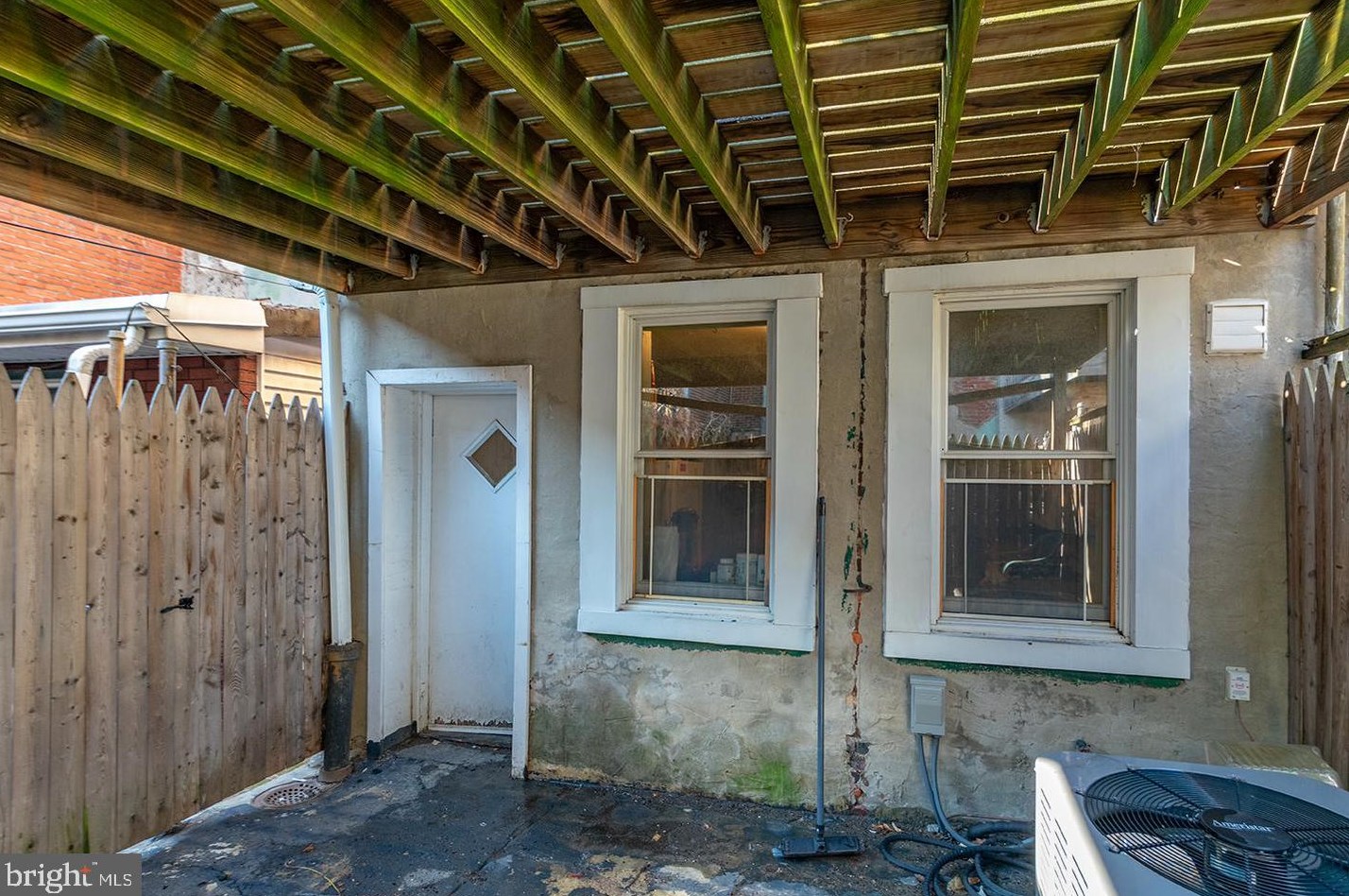 1725 Orianna St, Philadelphia PA  19148-1805 exterior
