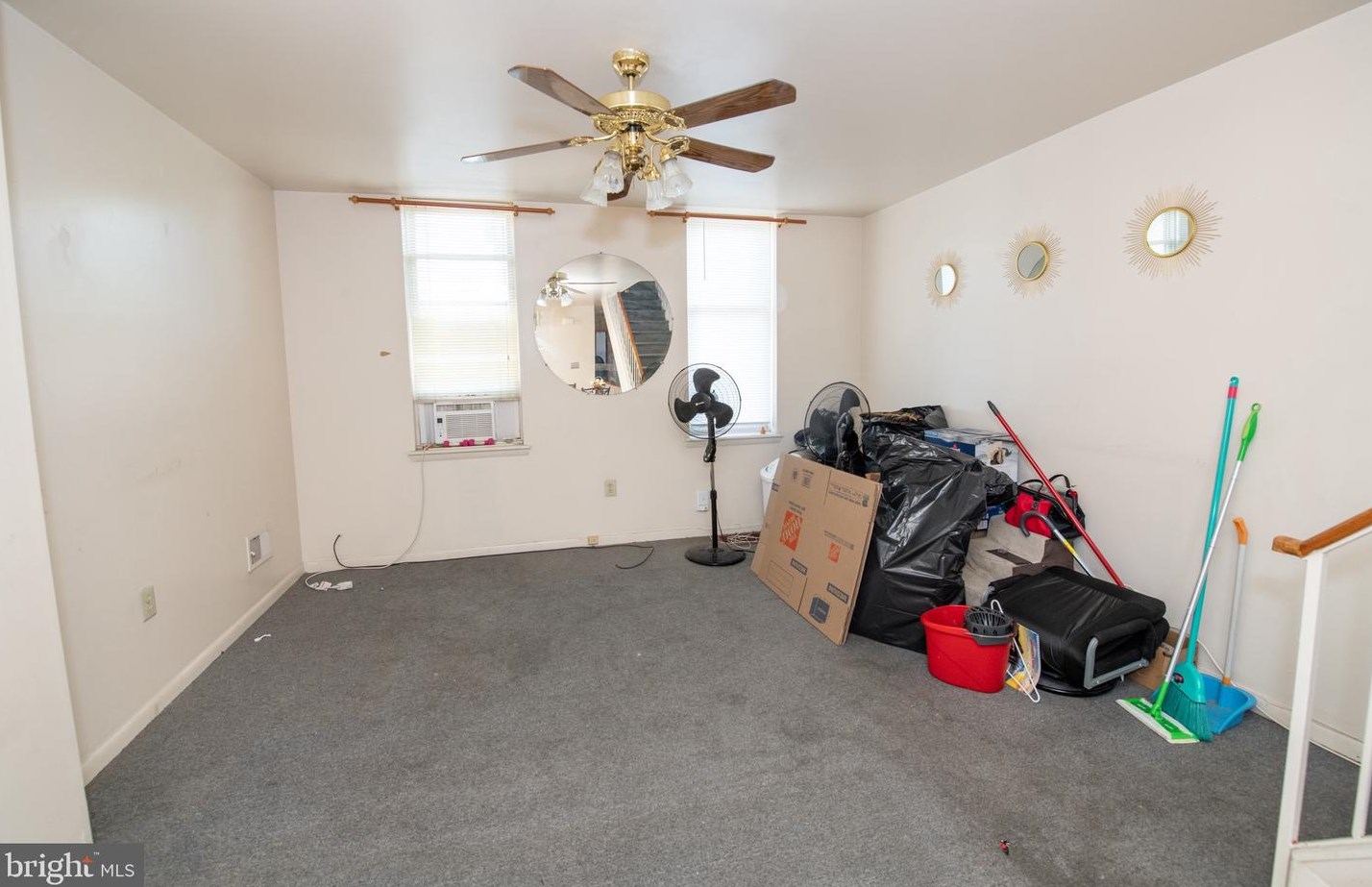 422 Huntingdon St, Philadelphia PA 19133-2619 exterior