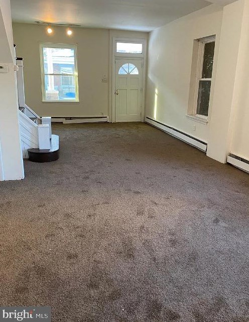 246 Sydney St, Philadelphia, PA 19119-1835