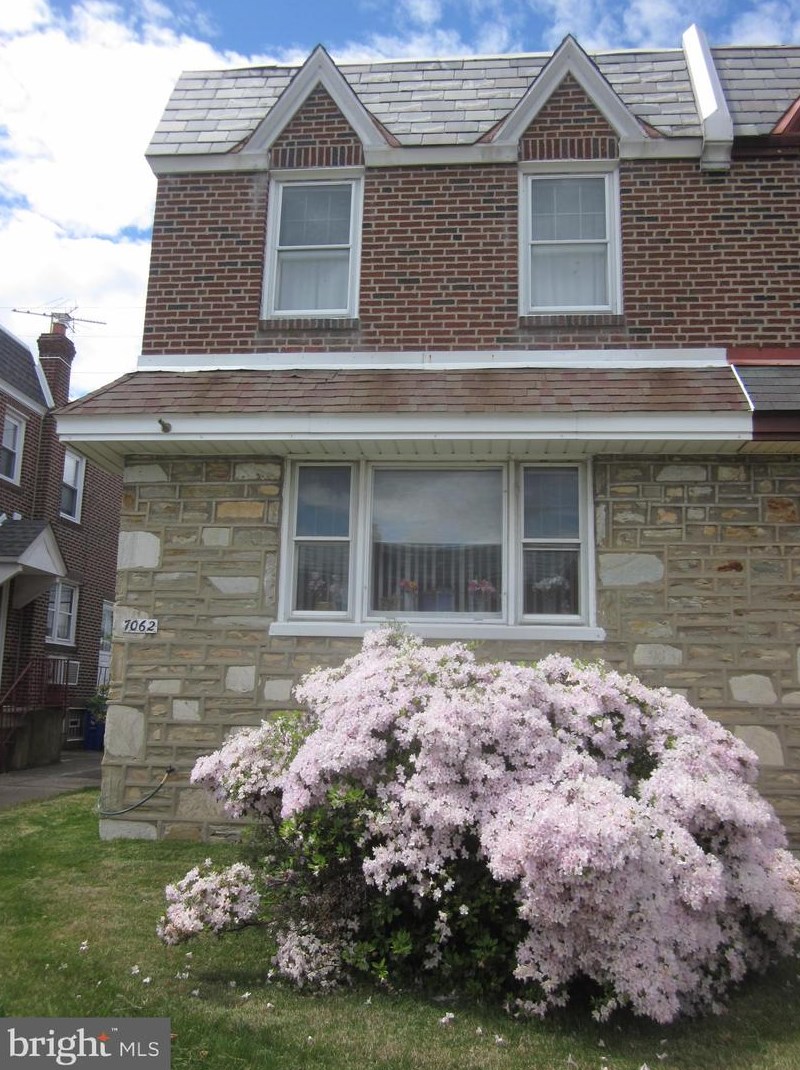 7062 Dorcas St, Philadelphia, PA 19111-4112