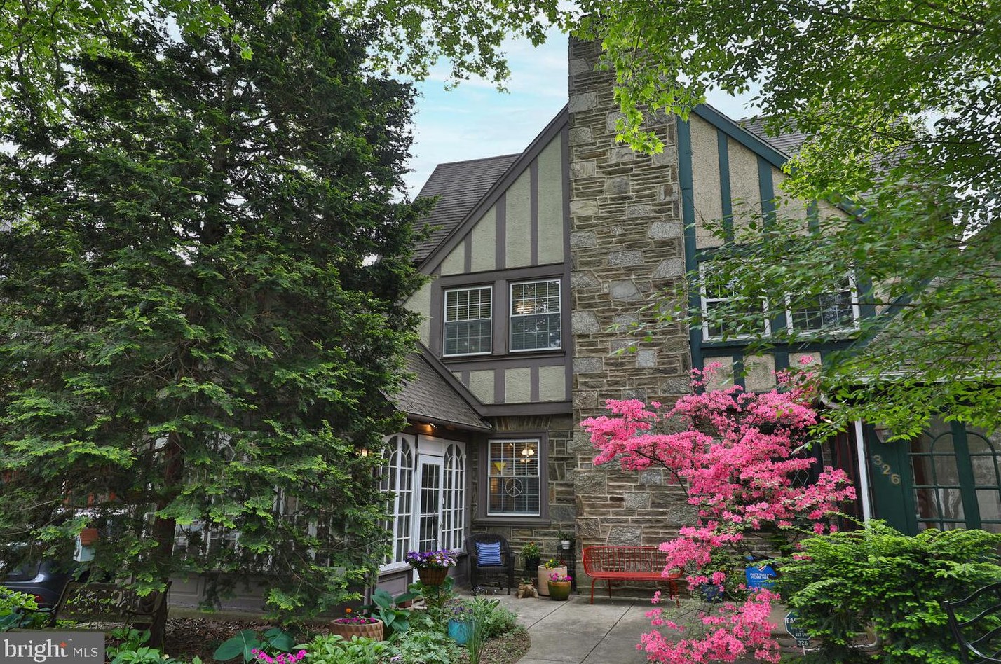 324 Wellesley Rd, Philadelphia, PA 19119-2905