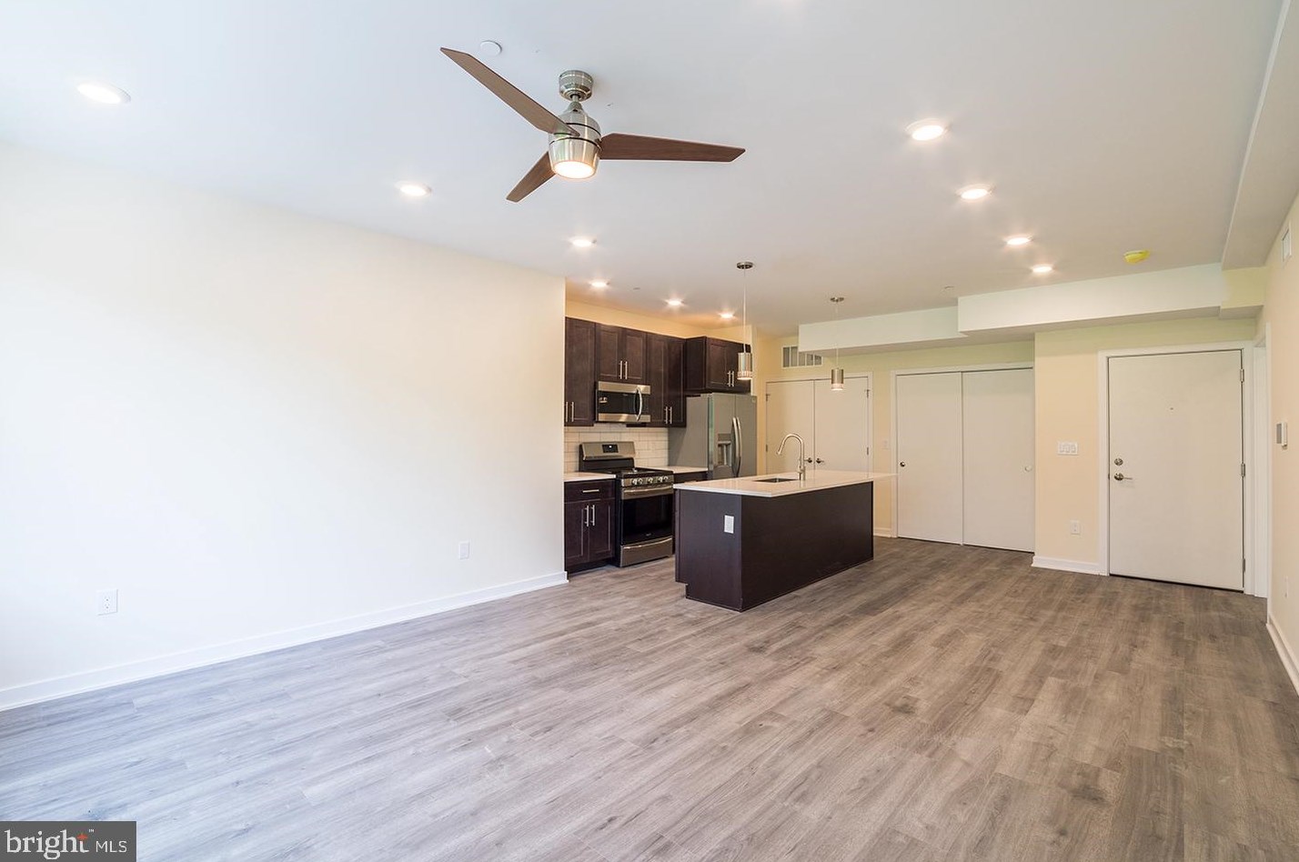 1300 S 24th St #unit C2, Philadelphia, PA 19146