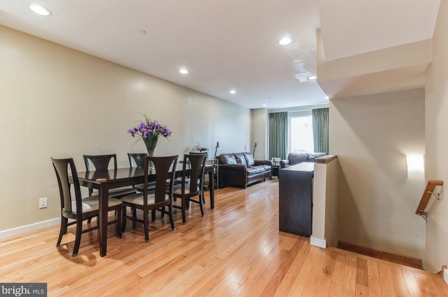 211 Brown St #16, Philadelphia, PA 19123