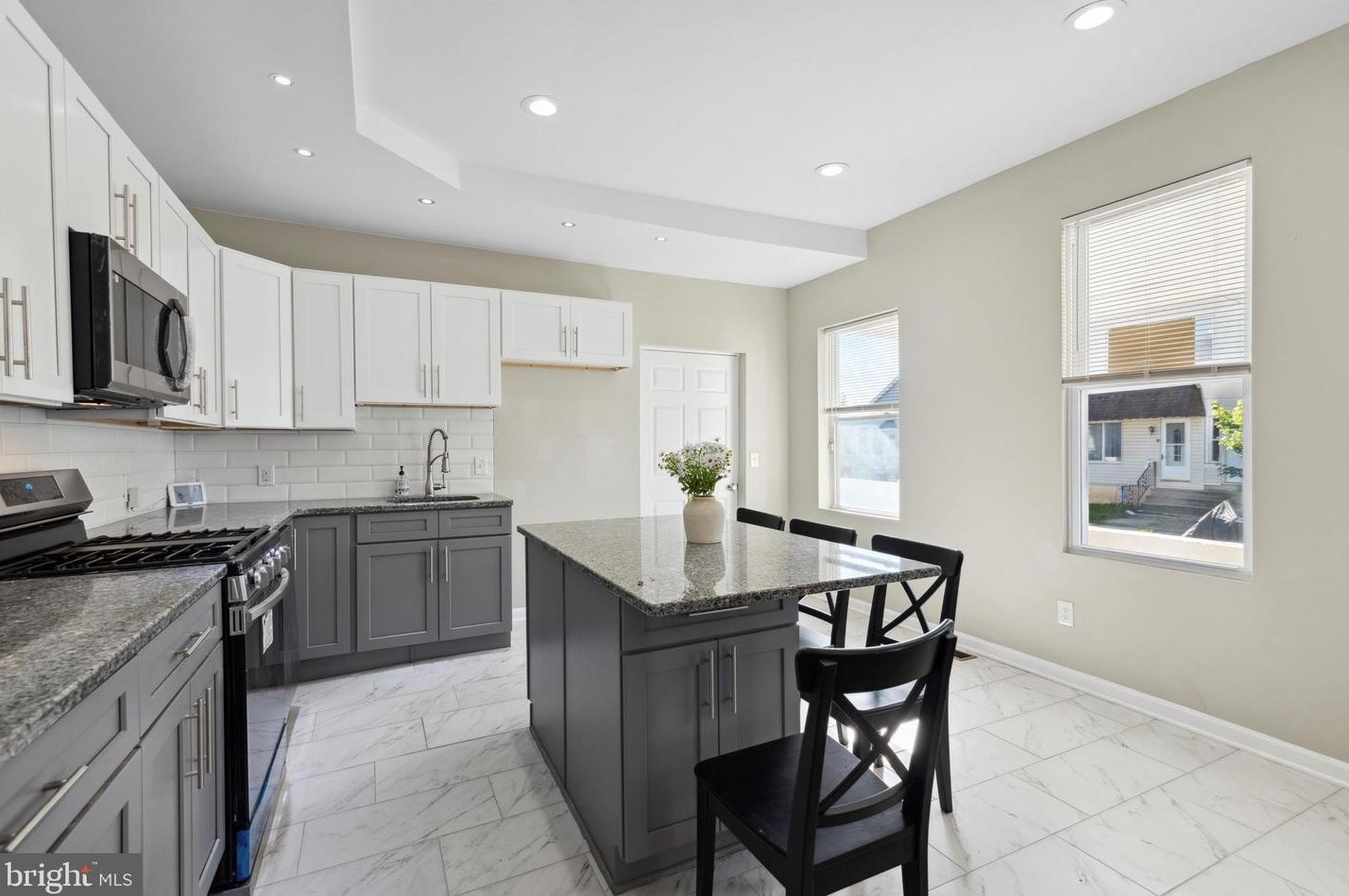 4233 Howell St, Philadelphia PA  19135-3915 exterior