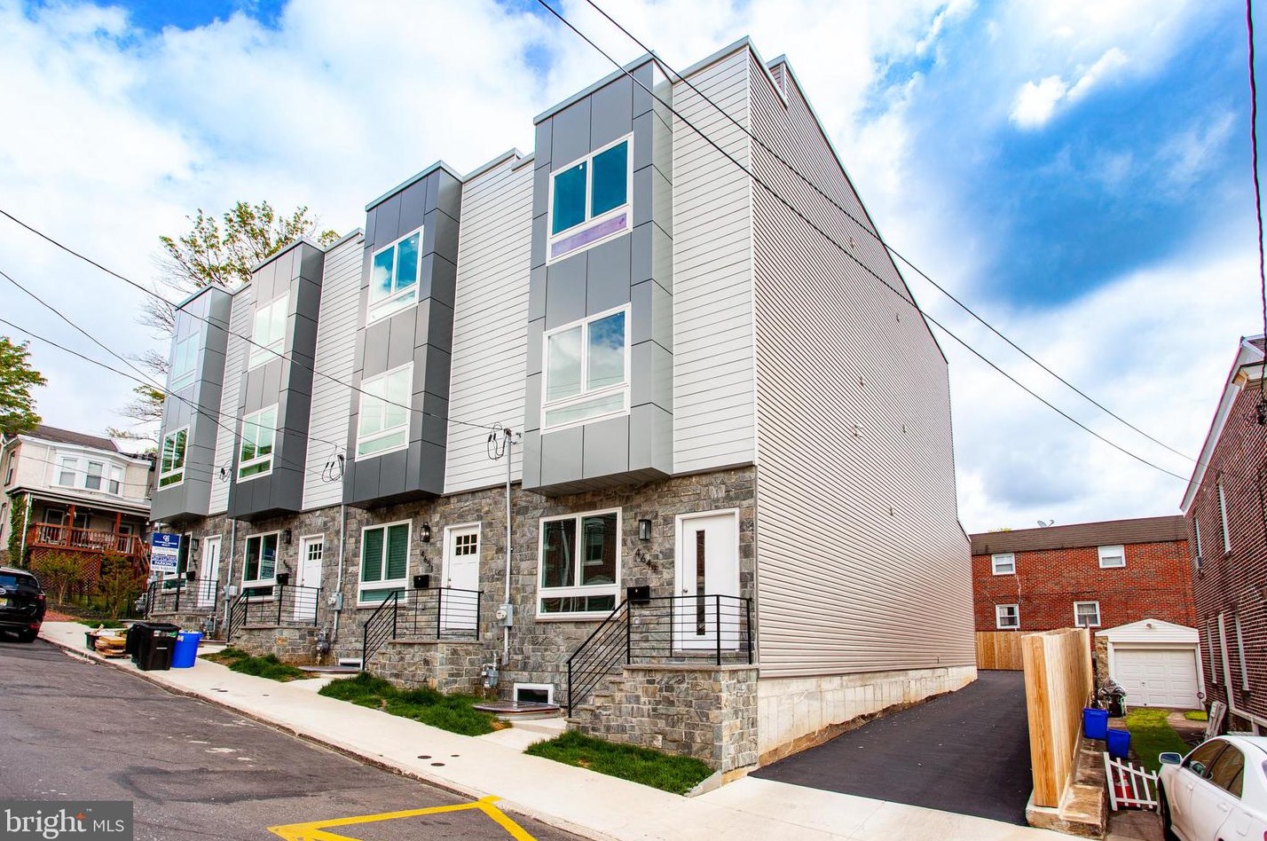 4649 Silverwood St, Philadelphia, PA 19128-4613