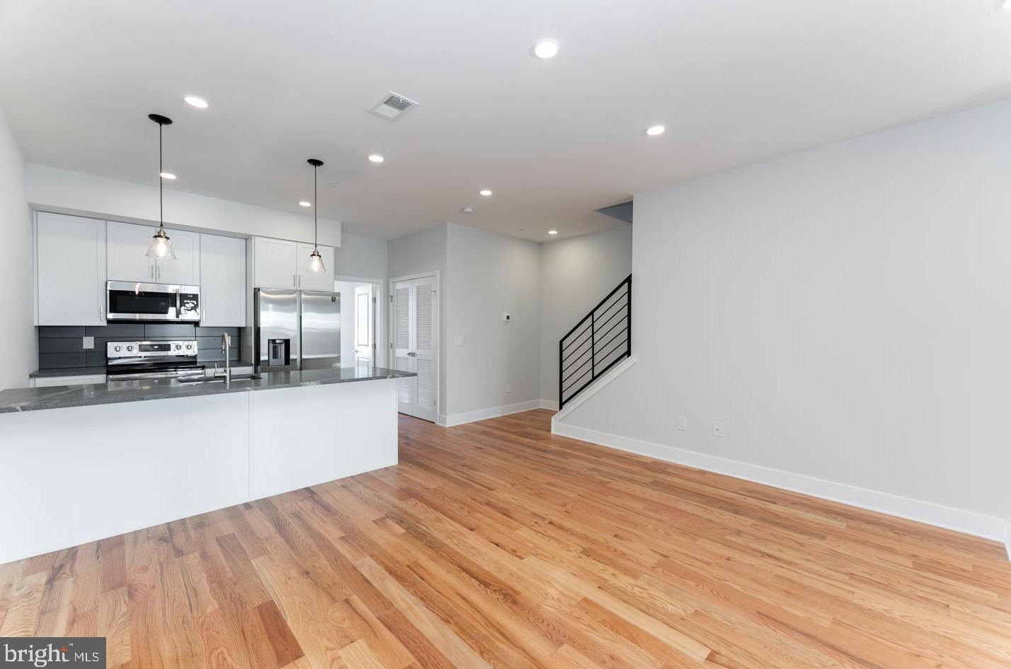 2933 Salmon St #3, Philadelphia, PA 19134