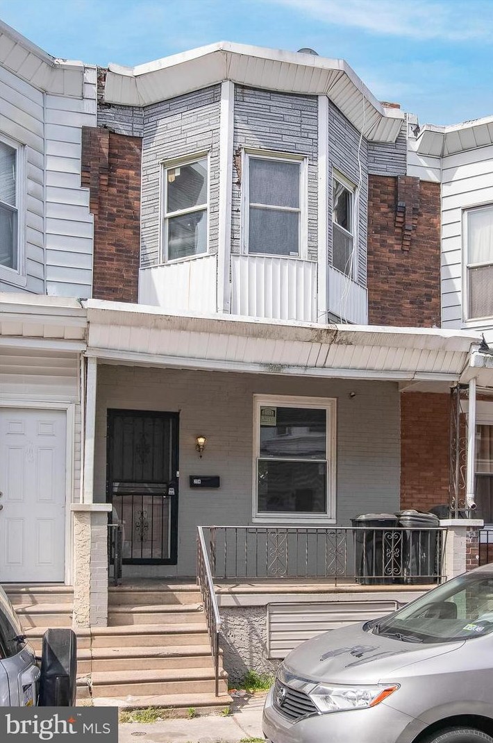 2114 Shields St, Philadelphia PA  19142-1612 exterior