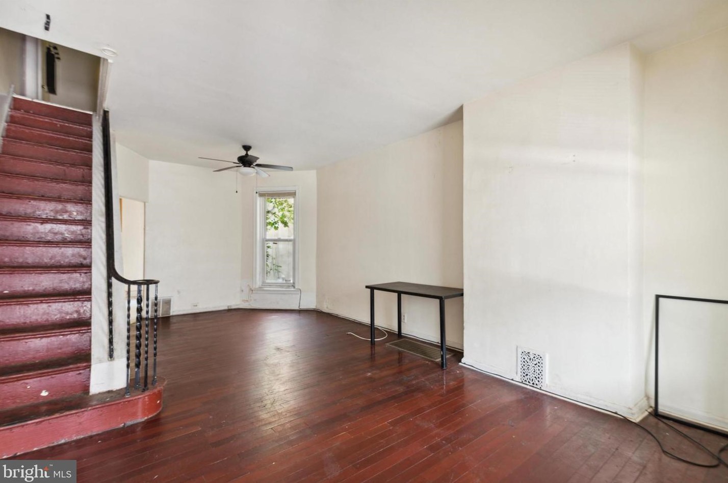 2114 Shields St, Philadelphia PA  19142-1612 exterior