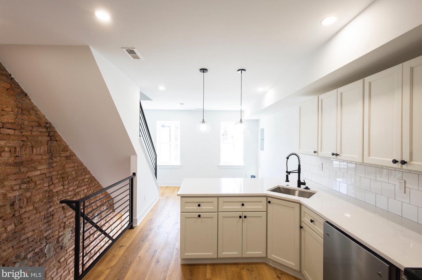 3704 Midvale Ave, Philadelphia, PA 19129