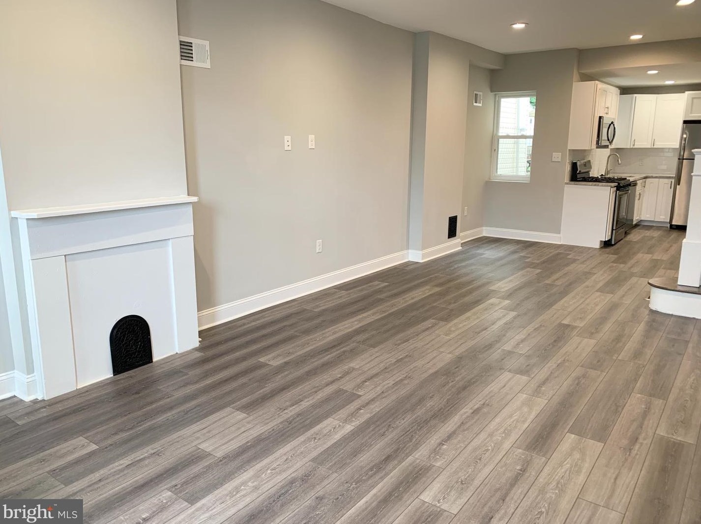 269 Hermitage St, Philadelphia, PA 19127