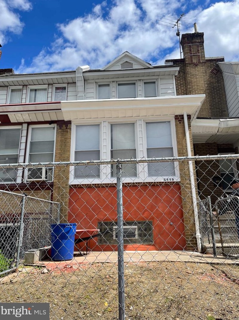 5119 Pennway St, Philadelphia, PA 19124-3020