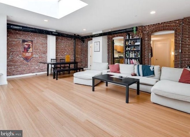 205 Cuthbert St #104, Philadelphia, PA 19106