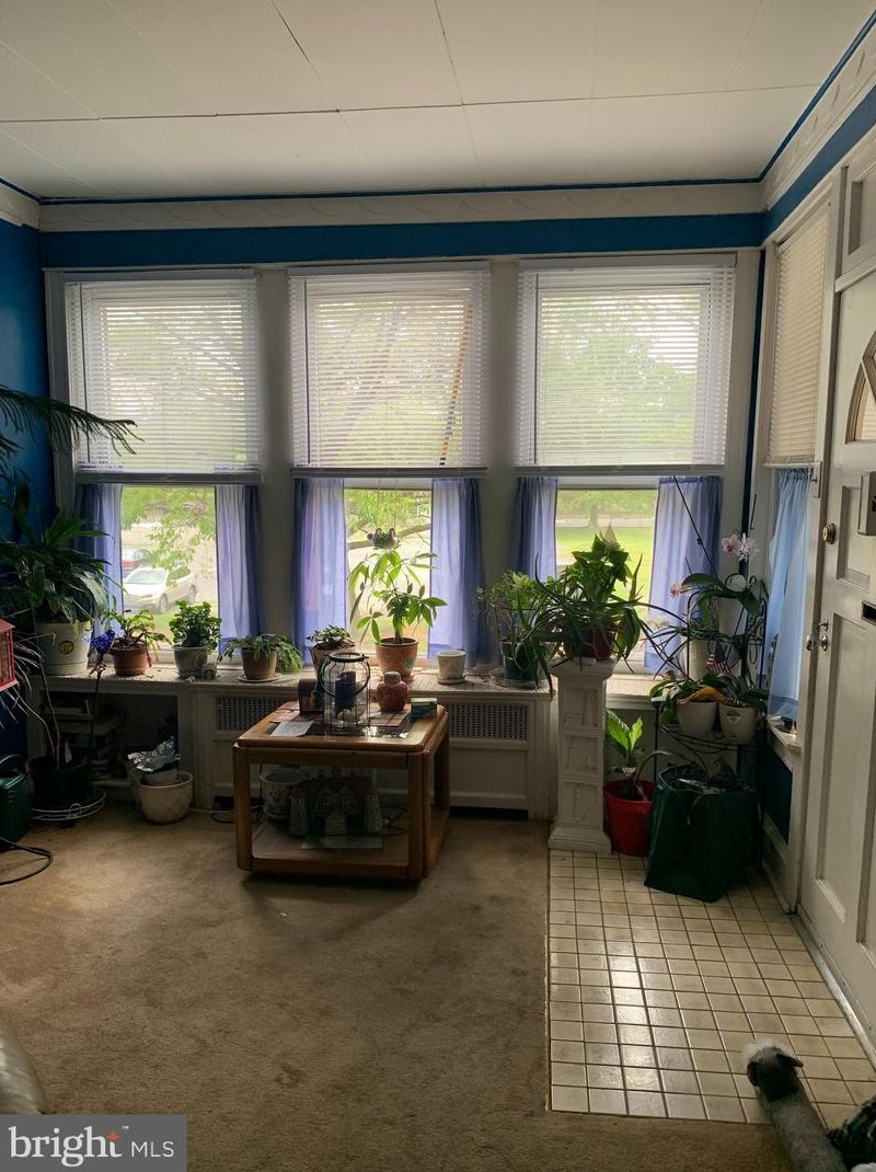 650 Wendover St, Philadelphia PA 19128-1719 exterior