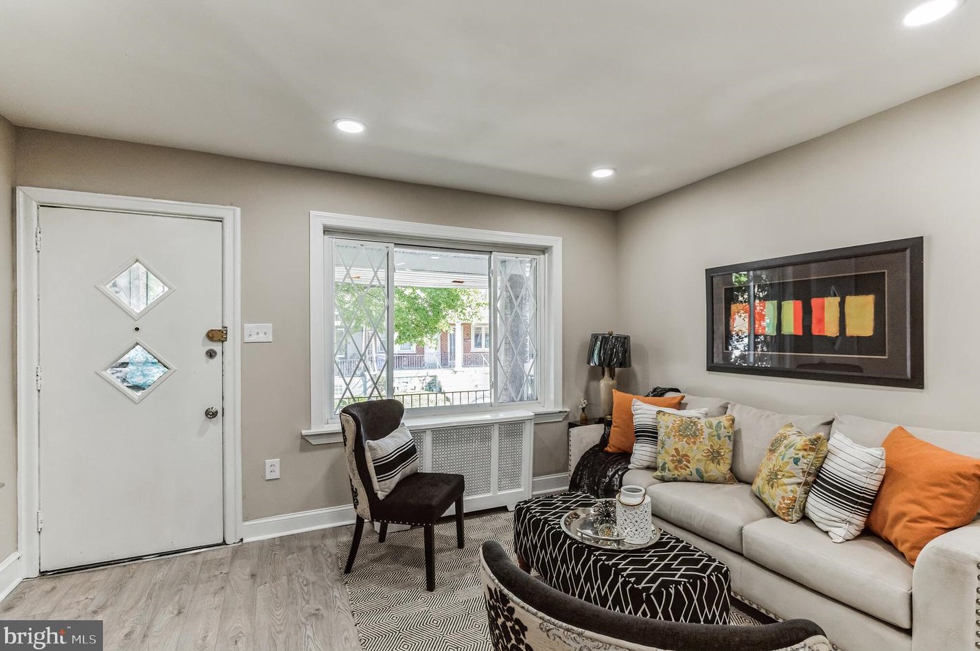 154 Ruscomb St, Philadelphia, PA 19120-3940