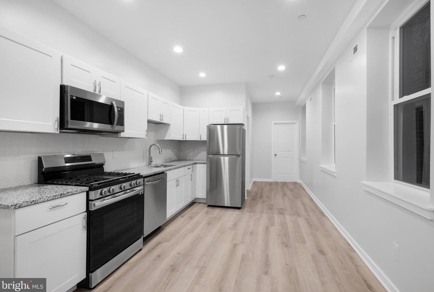2230 Christian St #3, Philadelphia, PA 19146