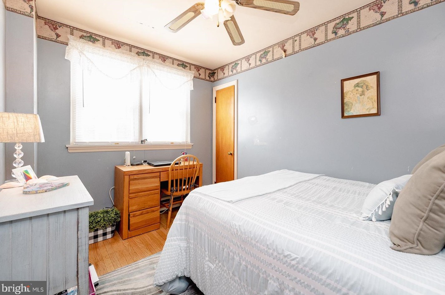 1906 Arthur St, Philadelphia PA 19111-2353 exterior