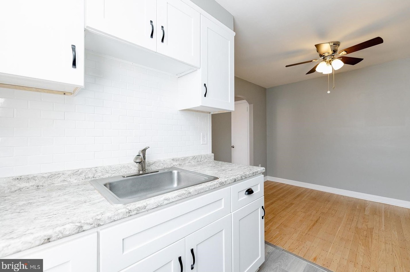 1906 Arthur St, Philadelphia PA 19111-2353 exterior