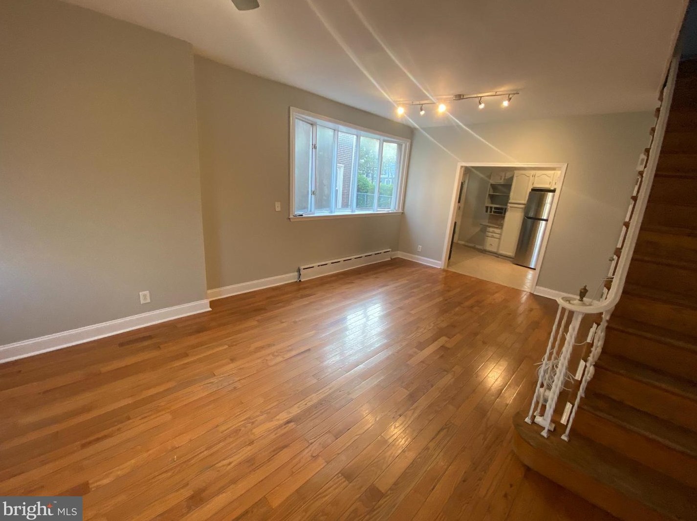 3186 Cedar St, Philadelphia, PA 19134