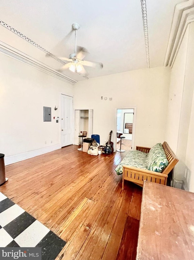 235 W Rittenhouse St #1a, Philadelphia, PA 19144