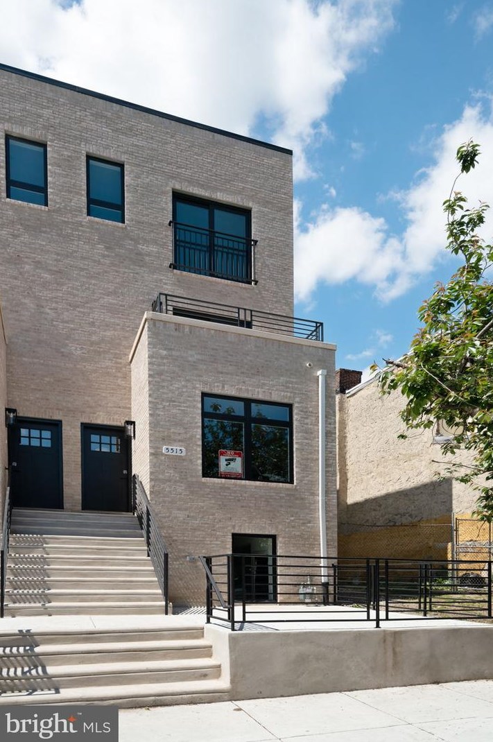 5515 Florence Ave, Philadelphia, PA 19143-4026