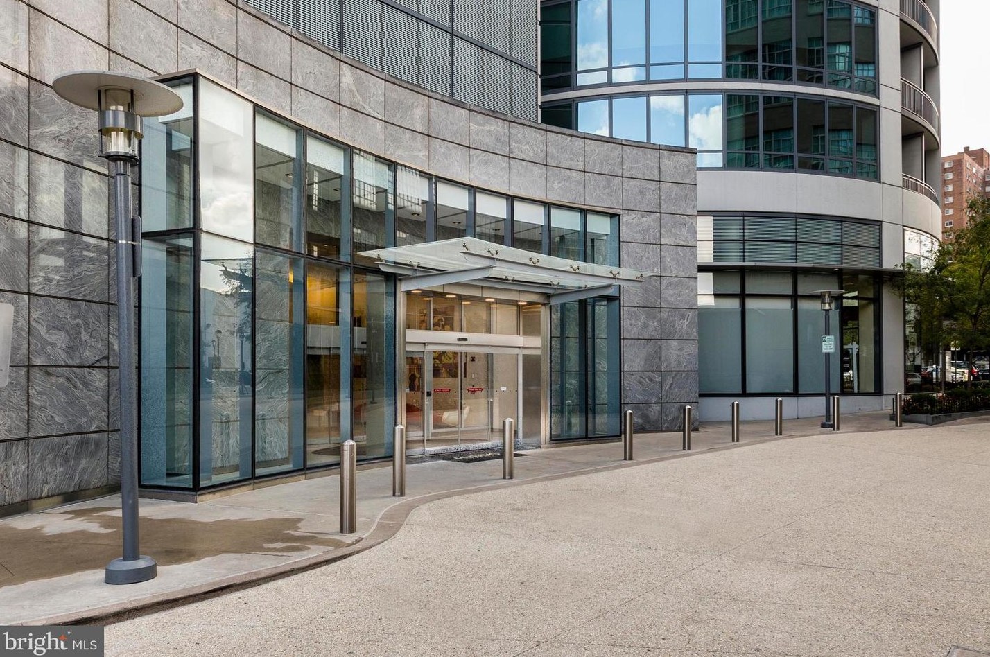 2101 Market St #4205, Philadelphia, PA 19103