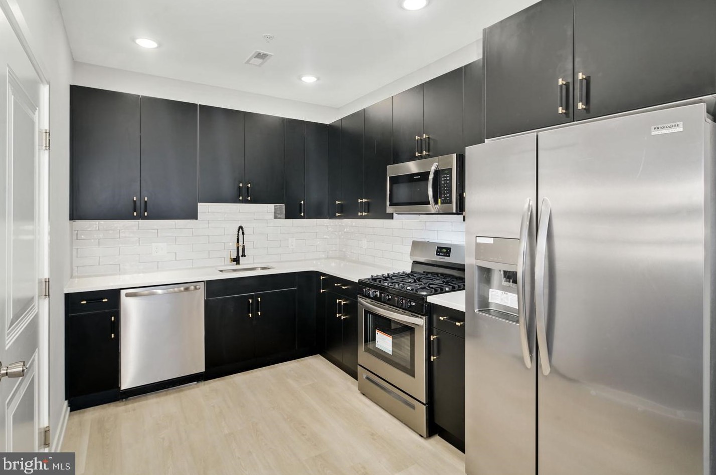 2426 Jasper St #b, Philadelphia, PA 19125