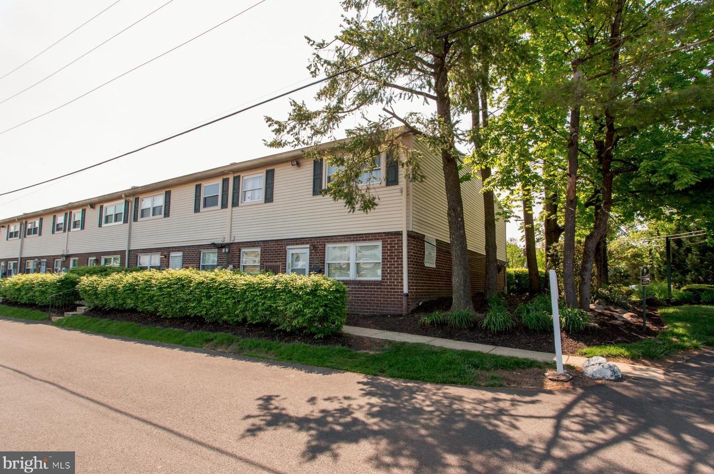 603 Edison Ave, Philadelphia, PA 19116-1258