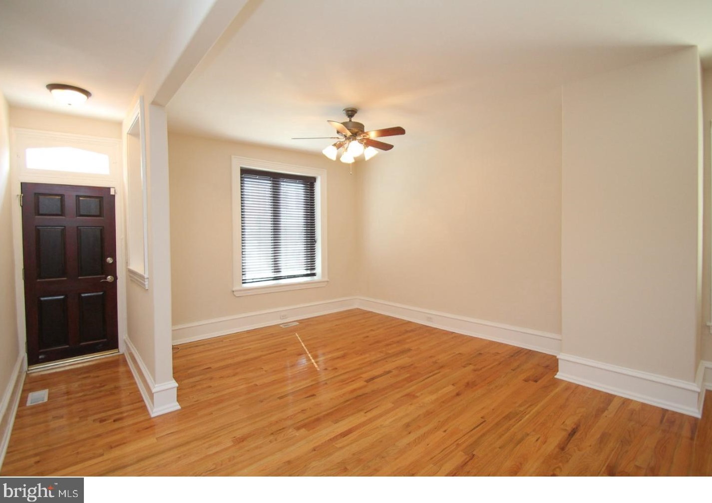 3963 Terrace St, Philadelphia, PA 19128