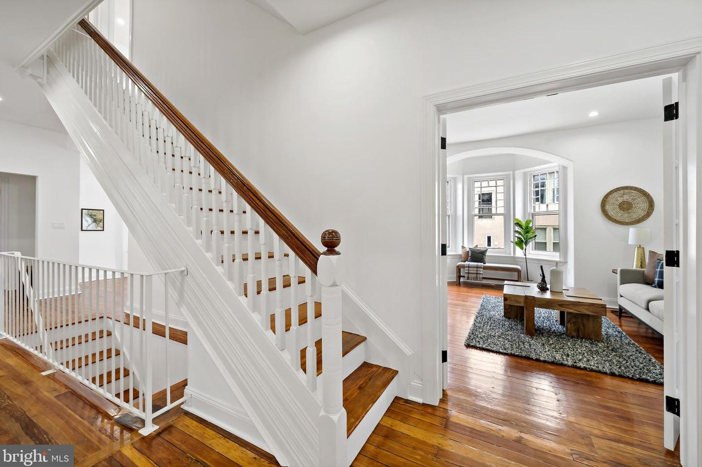 33 Mount Pleasant Ave, Philadelphia PA  19119-2410 exterior